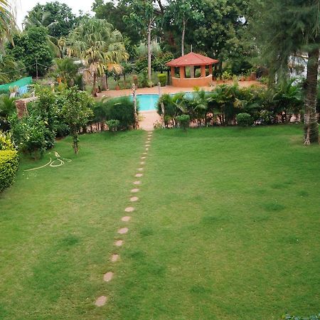 Hotel Badami Court Εξωτερικό φωτογραφία