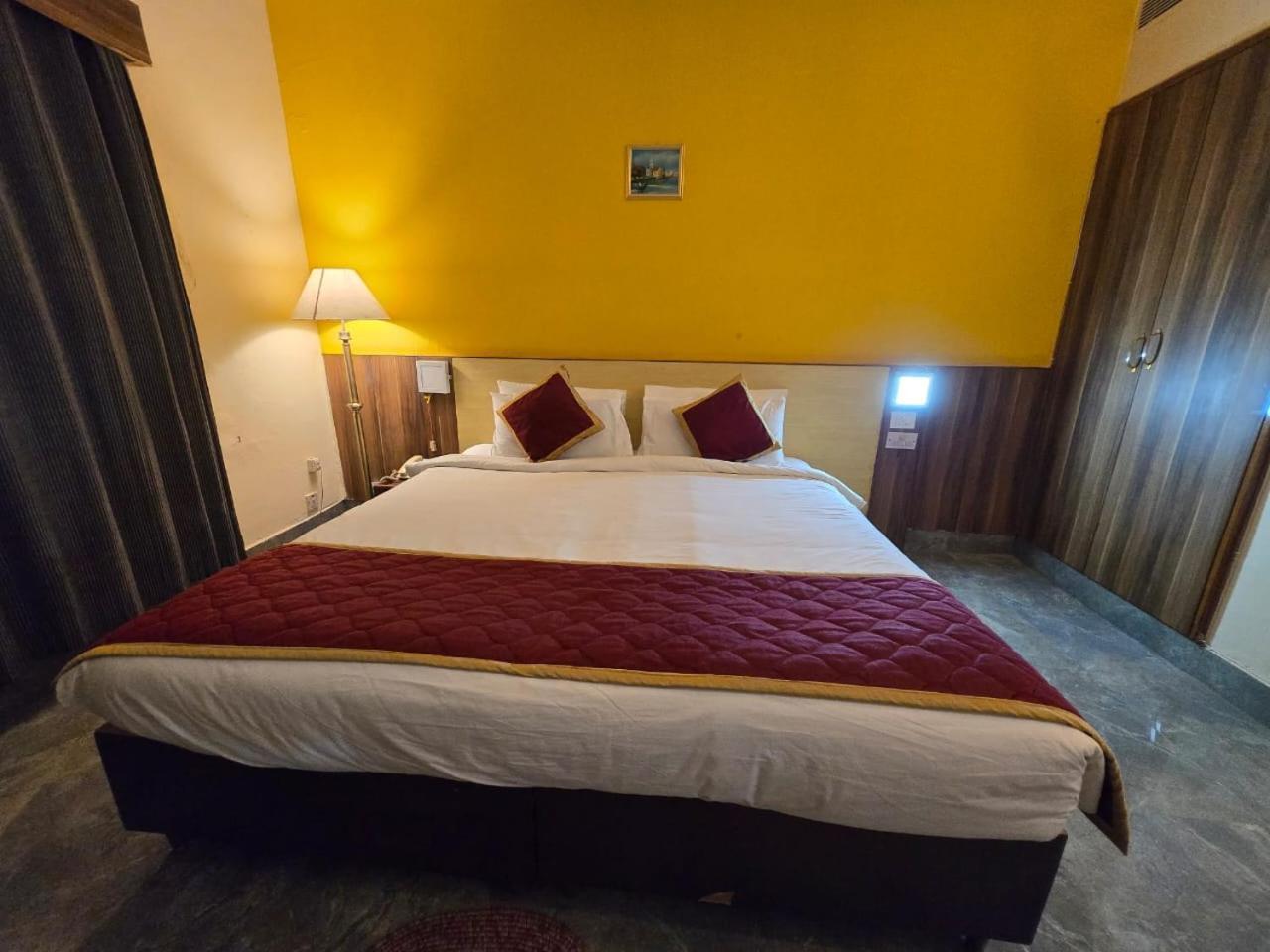 Hotel Badami Court Εξωτερικό φωτογραφία