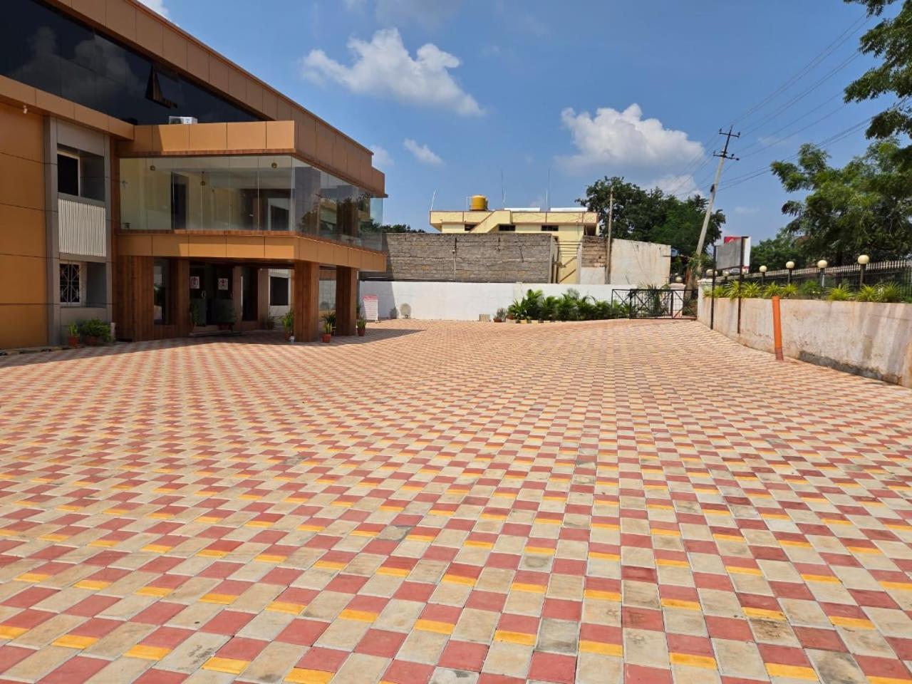 Hotel Badami Court Εξωτερικό φωτογραφία
