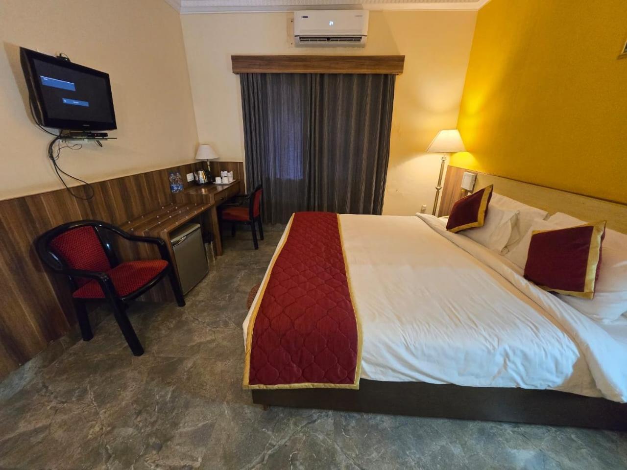 Hotel Badami Court Εξωτερικό φωτογραφία