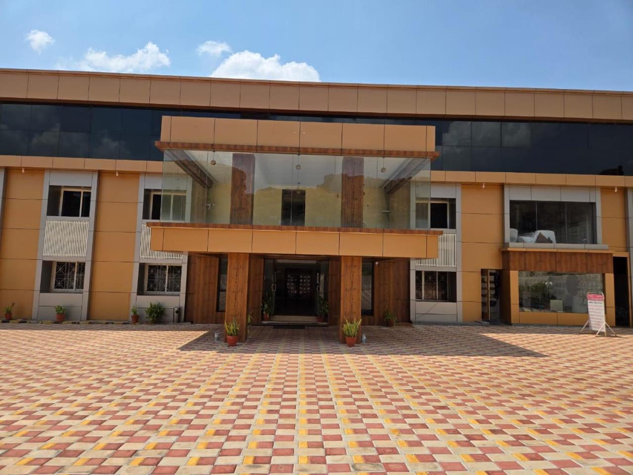 Hotel Badami Court Εξωτερικό φωτογραφία