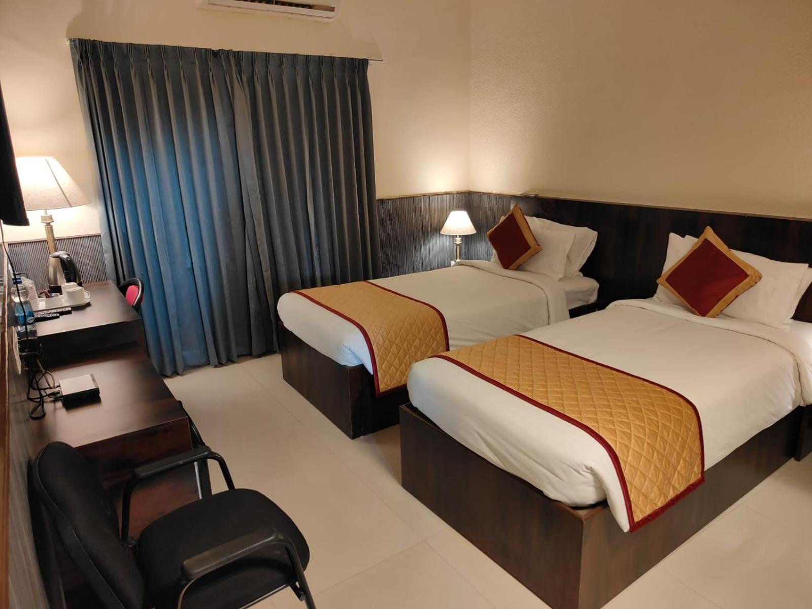 Hotel Badami Court Εξωτερικό φωτογραφία