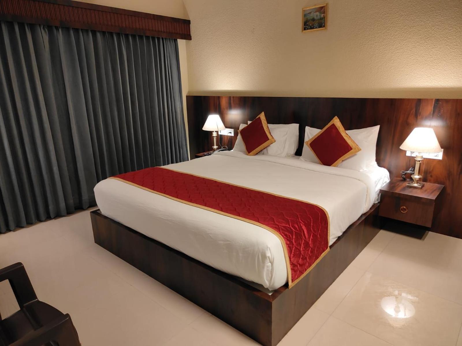 Hotel Badami Court Εξωτερικό φωτογραφία