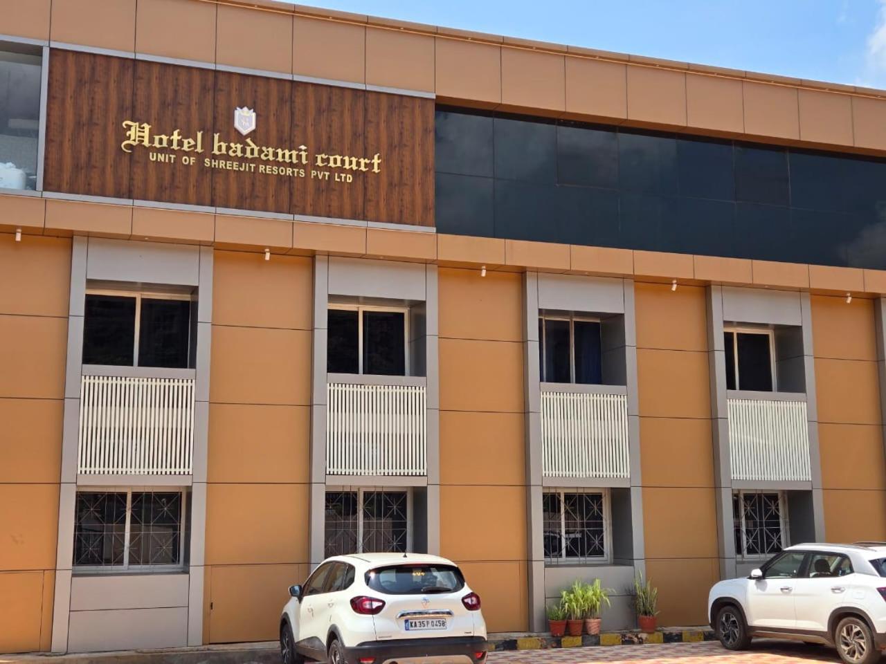 Hotel Badami Court Εξωτερικό φωτογραφία