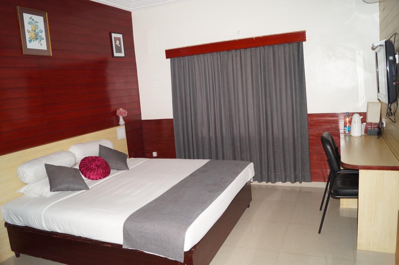 Hotel Badami Court Εξωτερικό φωτογραφία