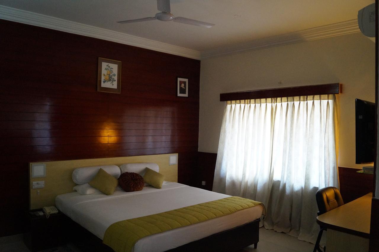 Hotel Badami Court Εξωτερικό φωτογραφία